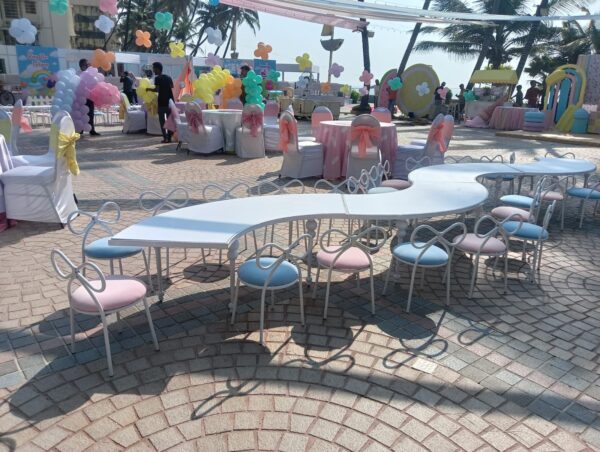 Kids curve table (4 Qty) - Image 5