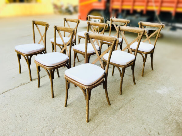 Dark wood cross back chairs (Pcs 400) - Image 8