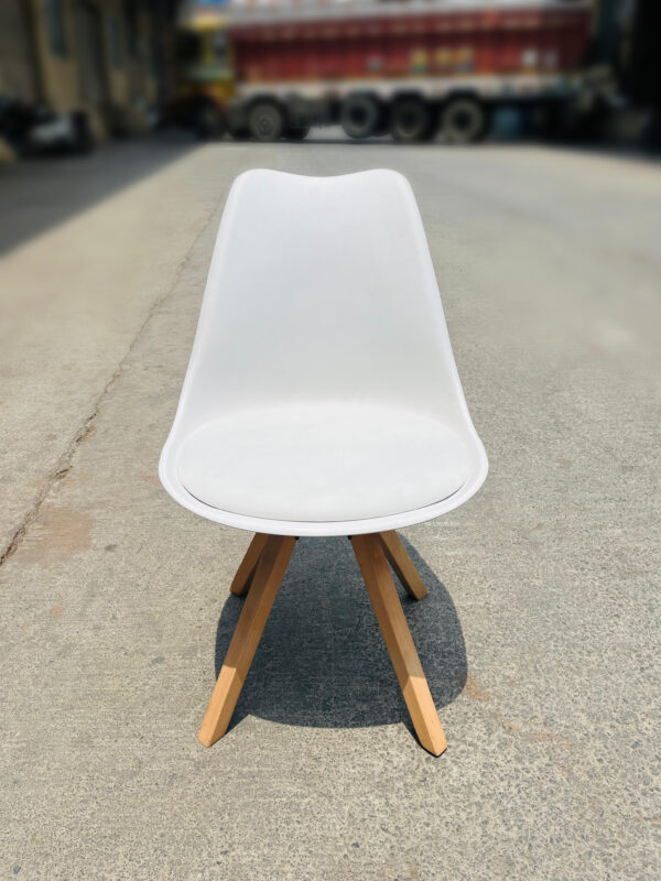 Expo White Chair (200 Qty) - Image 3