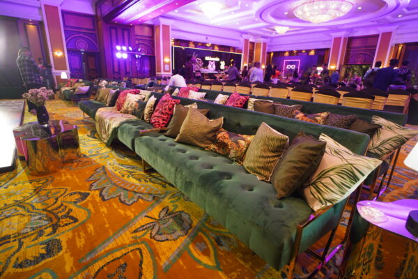 Blush Green Sofa 3 seater ( 24 ) - Image 4