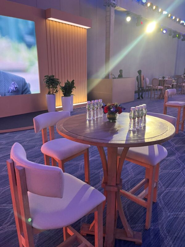 Wooden Curve Bar Chair (24 Qty) - Image 3